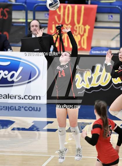 Thumbnail 2 in Esperanza vs. Murrieta Valley (CIF-SS D2 Final) photogallery.