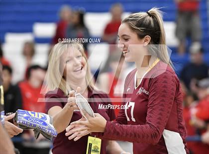 Thumbnail 1 in Esperanza vs. Murrieta Valley (CIF-SS D2 Final) photogallery.