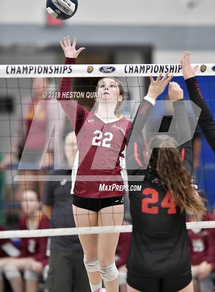 Thumbnail 1 in Esperanza vs. Murrieta Valley (CIF-SS D2 Final) photogallery.