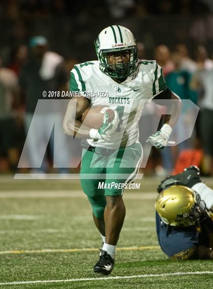 Thumbnail 3 in Central vs St Thomas Aquinas photogallery.