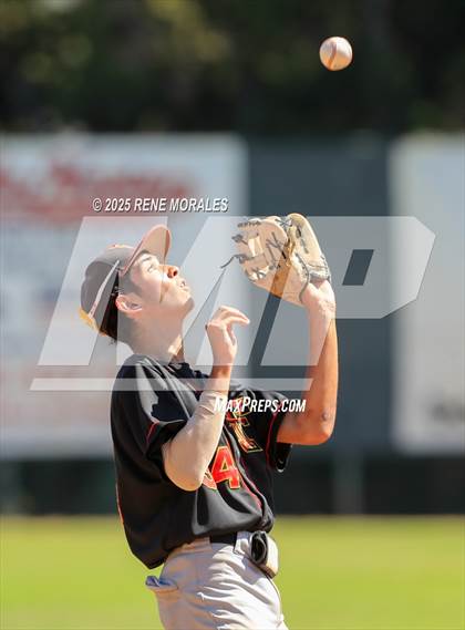 Thumbnail 1 in Taft vs Carson (CIF LACS D1 Semi-Final) photogallery.