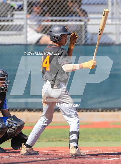Thumbnail 3 in Taft vs Carson (CIF LACS D1 Semi-Final) photogallery.