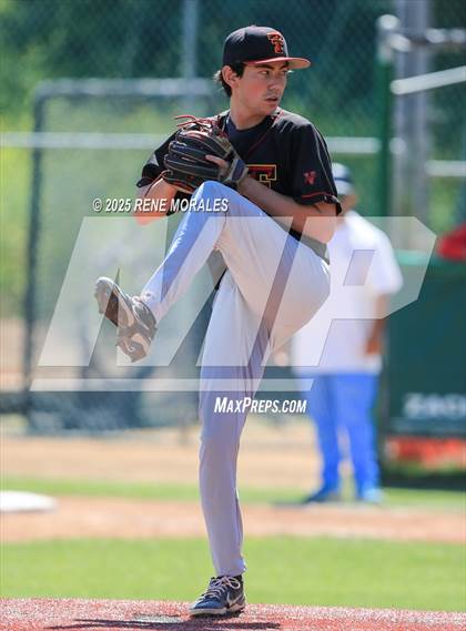 Thumbnail 3 in Taft vs Carson (CIF LACS D1 Semi-Final) photogallery.