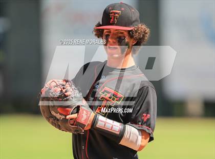 Thumbnail 2 in Taft vs Carson (CIF LACS D1 Semi-Final) photogallery.