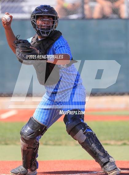 Thumbnail 3 in Taft vs Carson (CIF LACS D1 Semi-Final) photogallery.