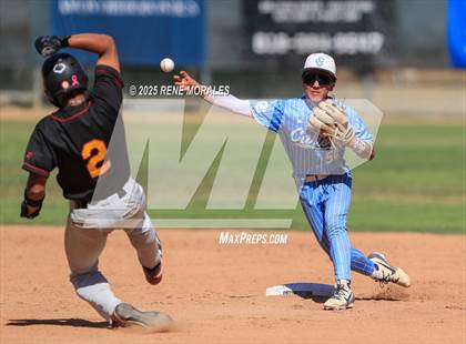Thumbnail 3 in Taft vs Carson (CIF LACS D1 Semi-Final) photogallery.
