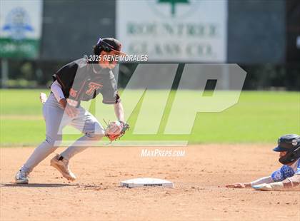 Thumbnail 3 in Taft vs Carson (CIF LACS D1 Semi-Final) photogallery.