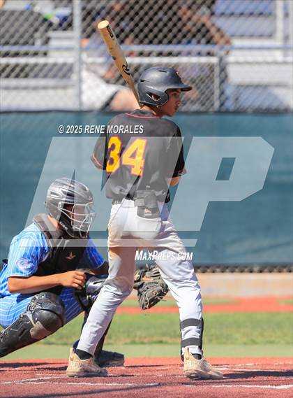 Thumbnail 1 in Taft vs Carson (CIF LACS D1 Semi-Final) photogallery.