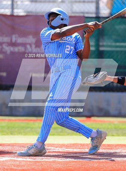 Thumbnail 3 in Taft vs Carson (CIF LACS D1 Semi-Final) photogallery.