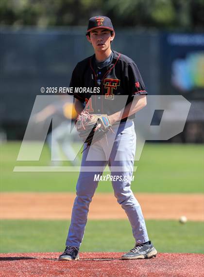 Thumbnail 2 in Taft vs Carson (CIF LACS D1 Semi-Final) photogallery.