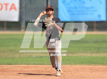 Thumbnail 2 in Taft vs Carson (CIF LACS D1 Semi-Final) photogallery.