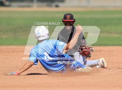 Thumbnail 3 in Taft vs Carson (CIF LACS D1 Semi-Final) photogallery.
