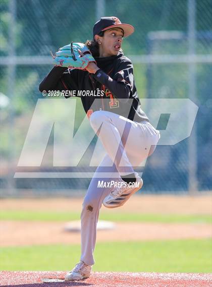 Thumbnail 3 in Taft vs Carson (CIF LACS D1 Semi-Final) photogallery.