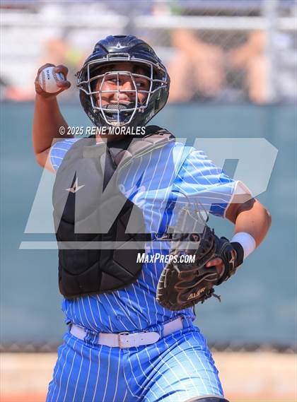 Thumbnail 2 in Taft vs Carson (CIF LACS D1 Semi-Final) photogallery.