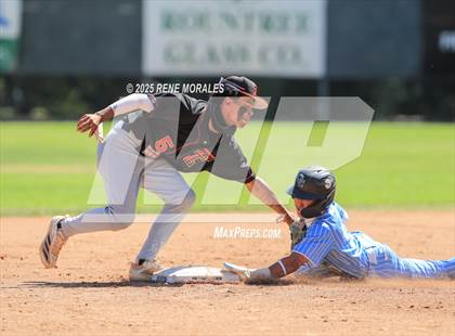 Thumbnail 2 in Taft vs Carson (CIF LACS D1 Semi-Final) photogallery.
