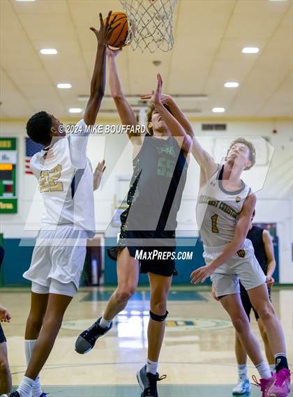 Thumbnail 2 in Hillcrest Christian vs Sierra Pacific (Santa Barbara Holiday Classic) photogallery.