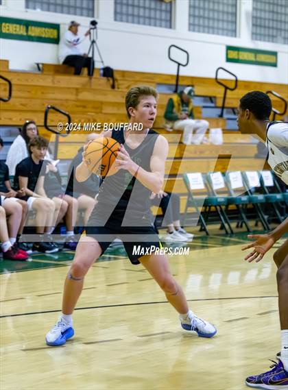 Thumbnail 3 in Hillcrest Christian vs Sierra Pacific (Santa Barbara Holiday Classic) photogallery.