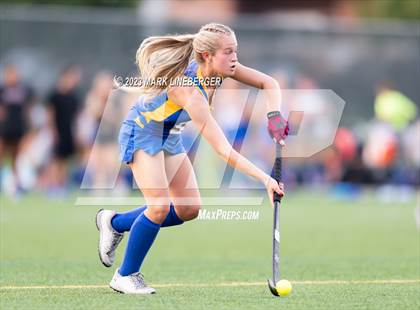 Thumbnail 2 in Downingtown West vs Emmaus photogallery.