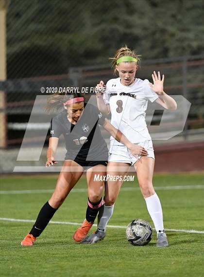 Thumbnail 3 in Archbishop Mitty vs. Saint Francis (CIF CCS Open Division Final) photogallery.