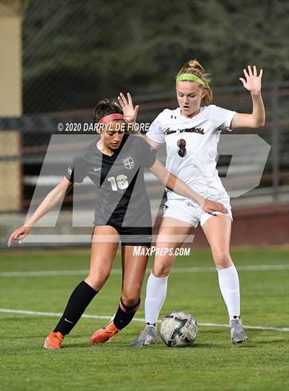 Thumbnail 2 in Archbishop Mitty vs. Saint Francis (CIF CCS Open Division Final) photogallery.