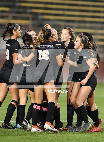 Thumbnail 1 in Archbishop Mitty vs. Saint Francis (CIF CCS Open Division Final) photogallery.
