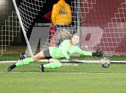 Thumbnail 1 in Archbishop Mitty vs. Saint Francis (CIF CCS Open Division Final) photogallery.