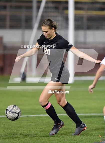 Thumbnail 2 in Archbishop Mitty vs. Saint Francis (CIF CCS Open Division Final) photogallery.