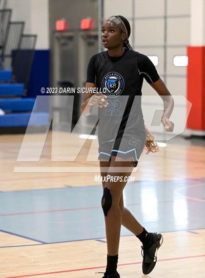 Thumbnail 1 in Legion Preparatory Academy vs. Bella Vista College Preparatory School (Nike Tournament of Champions) photogallery.