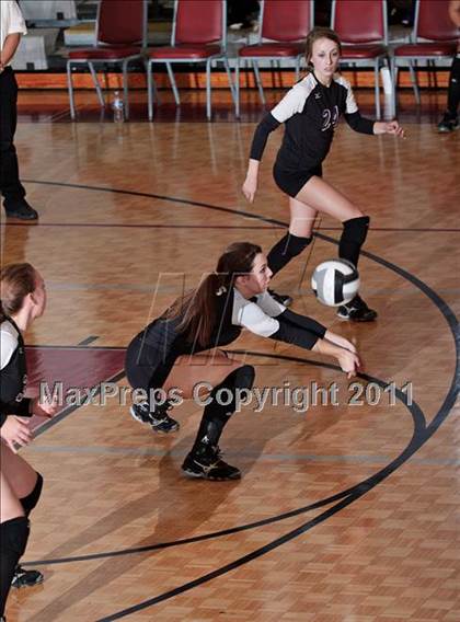 Thumbnail 1 in Sevier County vs. Dobyns-Bennett (1AAA Playoffs) photogallery.