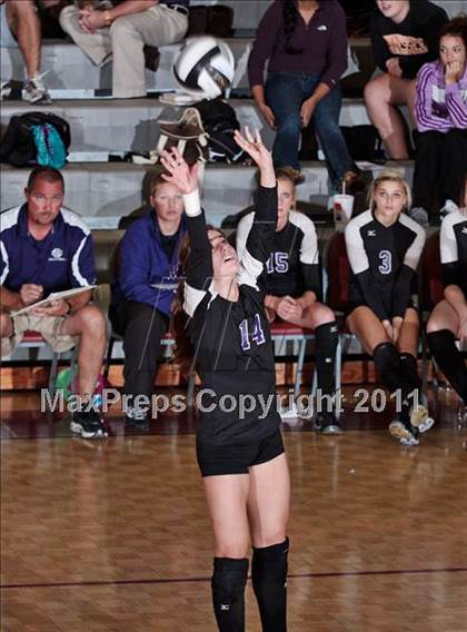 Thumbnail 1 in Sevier County vs. Dobyns-Bennett (1AAA Playoffs) photogallery.