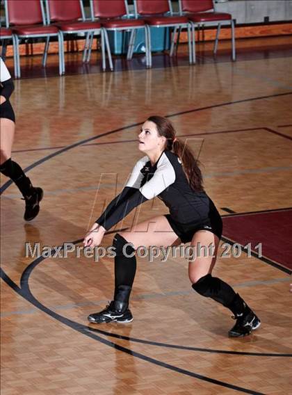Thumbnail 3 in Sevier County vs. Dobyns-Bennett (1AAA Playoffs) photogallery.