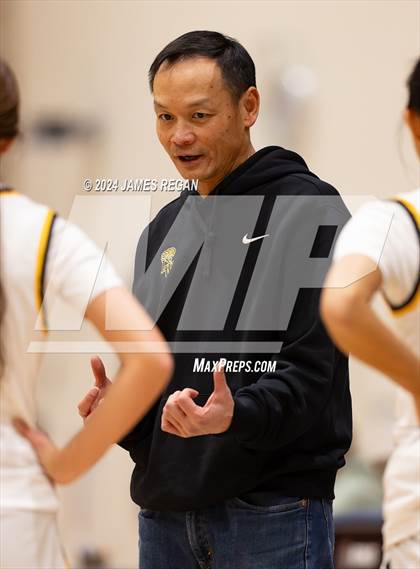 Thumbnail 2 in Lick-Wilmerding vs. Burlingame (Steve Geramoni Invitational) photogallery.