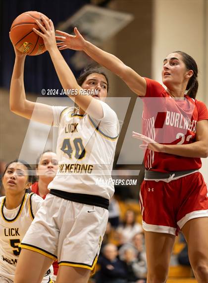 Thumbnail 1 in Lick-Wilmerding vs. Burlingame (Steve Geramoni Invitational) photogallery.