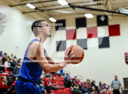 Thumbnail 2 in Highland @ Marion Harding photogallery.