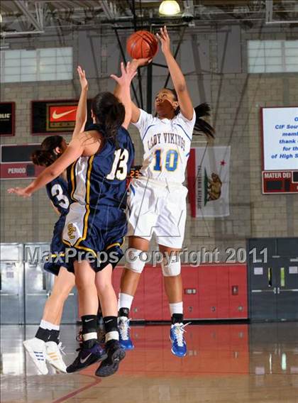 Thumbnail 3 in Santa Clara vs. St. Bernard (CIF SS 5AA Final) photogallery.