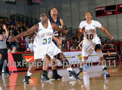 Thumbnail 2 in Santa Clara vs. St. Bernard (CIF SS 5AA Final) photogallery.