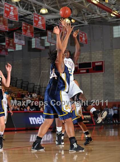 Thumbnail 1 in Santa Clara vs. St. Bernard (CIF SS 5AA Final) photogallery.