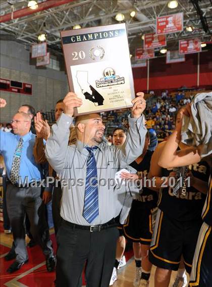 Thumbnail 2 in Santa Clara vs. St. Bernard (CIF SS 5AA Final) photogallery.