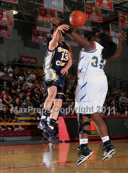Thumbnail 2 in Santa Clara vs. St. Bernard (CIF SS 5AA Final) photogallery.