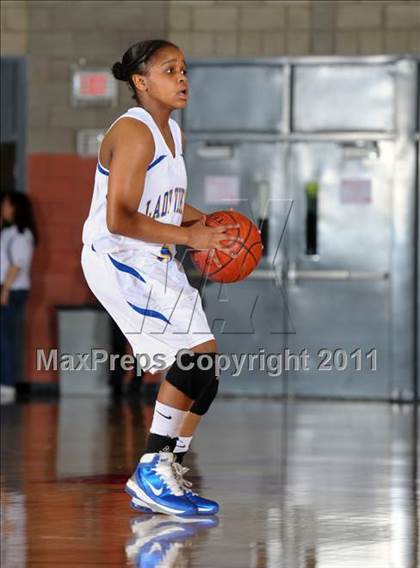 Thumbnail 2 in Santa Clara vs. St. Bernard (CIF SS 5AA Final) photogallery.