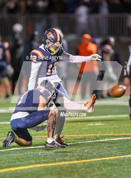 Thumbnail 1 in Arapahoe @ Legend (CHSAA 5A Second Round) photogallery.