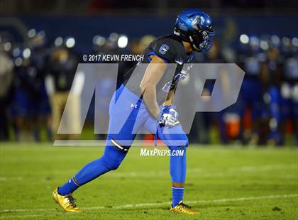 Thumbnail 3 in Chandler vs. Northwestern (GEICO State Champions Bowl Series) photogallery.