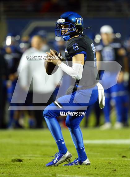 Thumbnail 3 in Chandler vs. Northwestern (GEICO State Champions Bowl Series) photogallery.