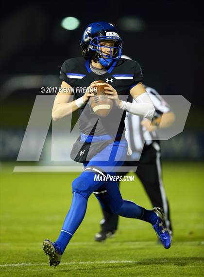 Thumbnail 2 in Chandler vs. Northwestern (GEICO State Champions Bowl Series) photogallery.