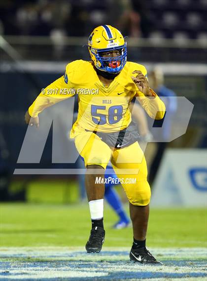 Thumbnail 3 in Chandler vs. Northwestern (GEICO State Champions Bowl Series) photogallery.