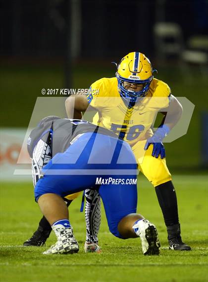 Thumbnail 2 in Chandler vs. Northwestern (GEICO State Champions Bowl Series) photogallery.