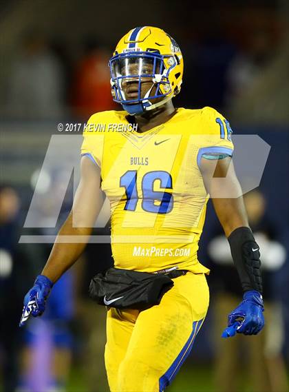 Thumbnail 1 in Chandler vs. Northwestern (GEICO State Champions Bowl Series) photogallery.