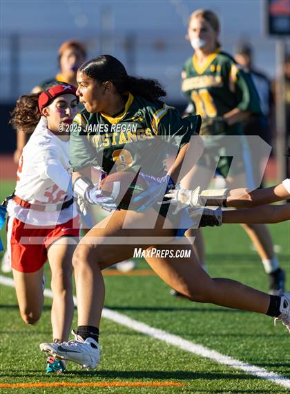 Thumbnail 3 in JV: Mills @ Capuchino photogallery.