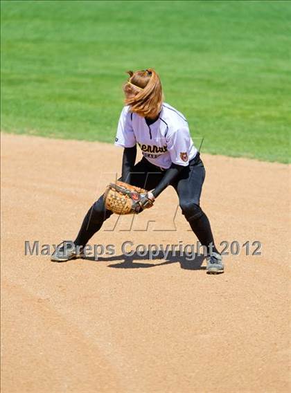 Thumbnail 3 in Brennan vs. Incarnate Word photogallery.