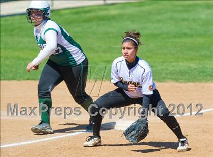 Thumbnail 3 in Brennan vs. Incarnate Word photogallery.